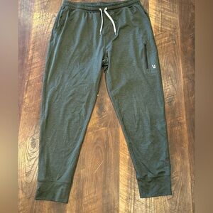Vuori Mens joggers XL Green Sunday Performance Drawstring Athletic